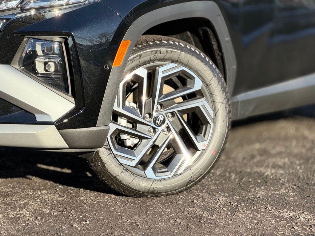 New 2026 Hyundai Tucson Limited AWD SUV