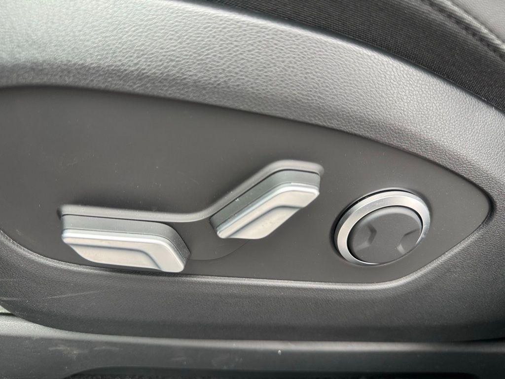 2026 Hyundai IONIQ 9 SEL - Photo 16