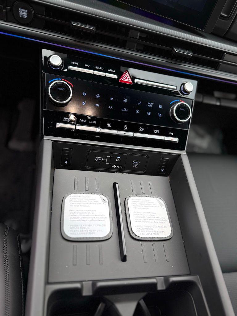 2026 Hyundai Santa Fe Calligraphy - Photo 17
