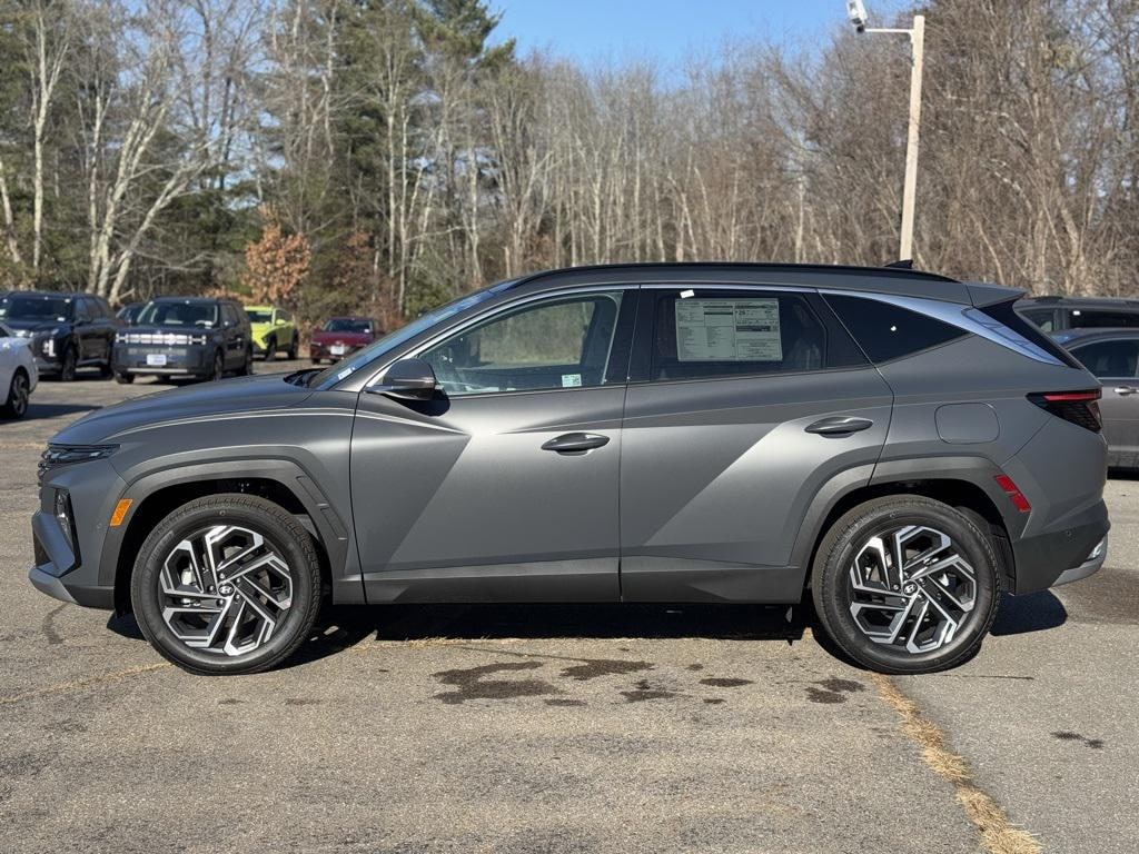 New 2025 Hyundai Tucson Limited AWD SUV