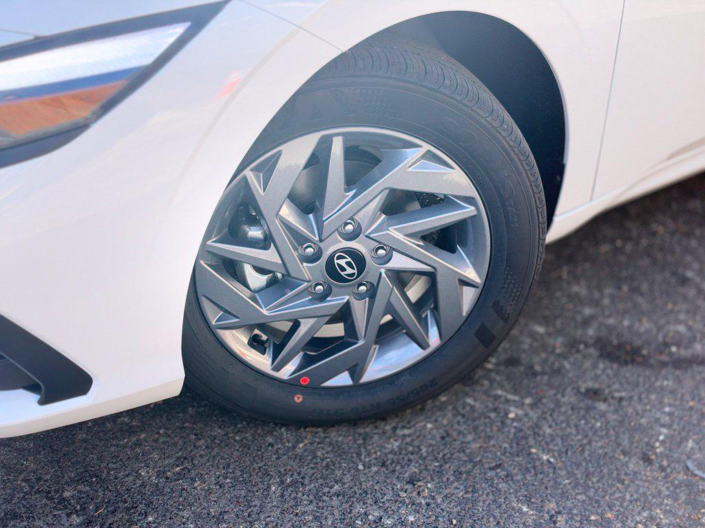 New 2026 Hyundai Elantra Hybrid Blue Sedan