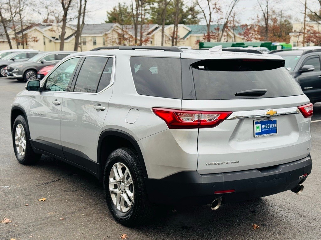 2021 Chevrolet Traverse photo 4