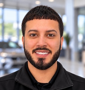 Staff member Santiago Albino Silva from ID_047fc4