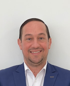 Staff member Andy Short from f11784bdfadf