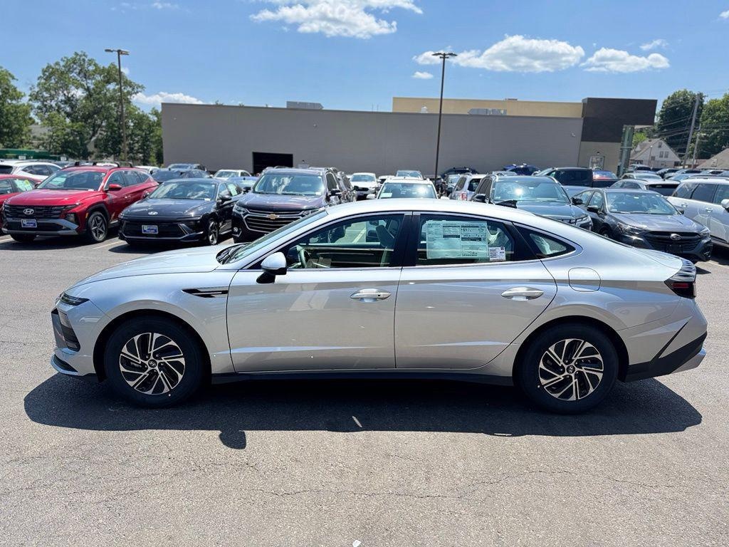 New 2026 Hyundai Sonata Hybrid Blue Sedan
