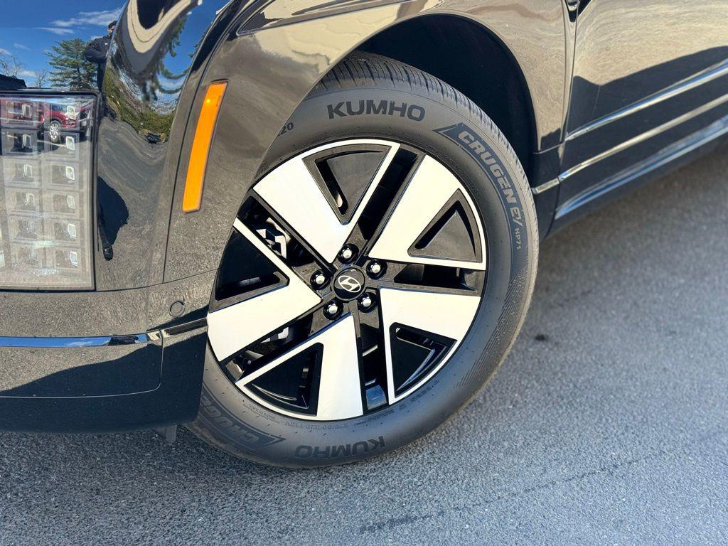 2026 Hyundai IONIQ 9 SEL - Photo 2