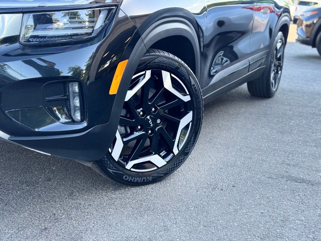 Used 2024 Kia Seltos SX SUV