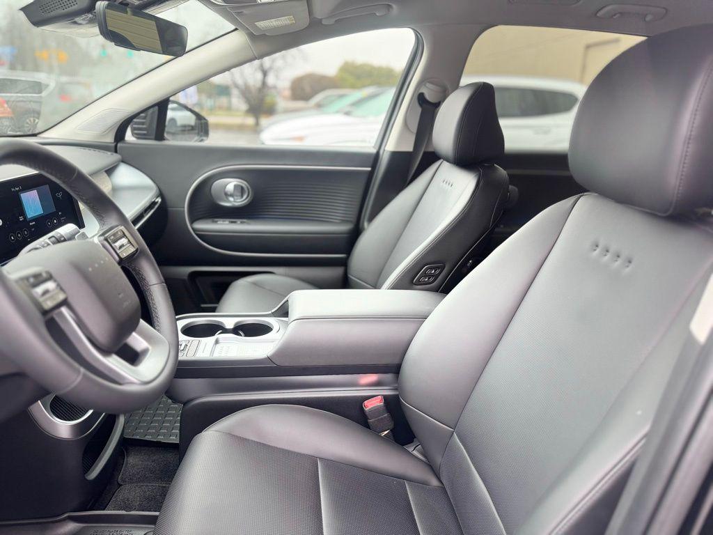2026 Hyundai IONIQ 9 SEL - Photo 14