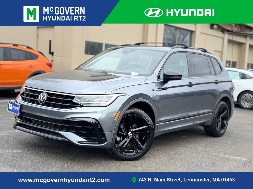 2023 Volkswagen Tiguan SE R-LINE BLACK