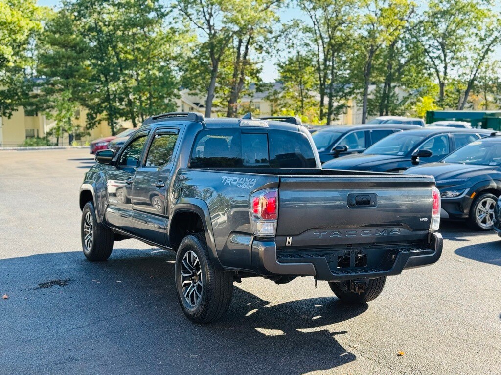 2023 Toyota Tacoma TRD Sport V6 photo 3