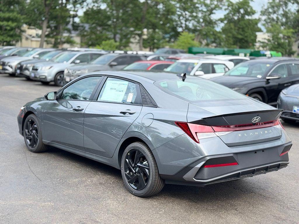 New 2026 Hyundai Elantra SEL Sport Sedan