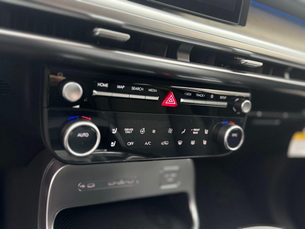 2026 Hyundai IONIQ 9 SEL - Photo 18