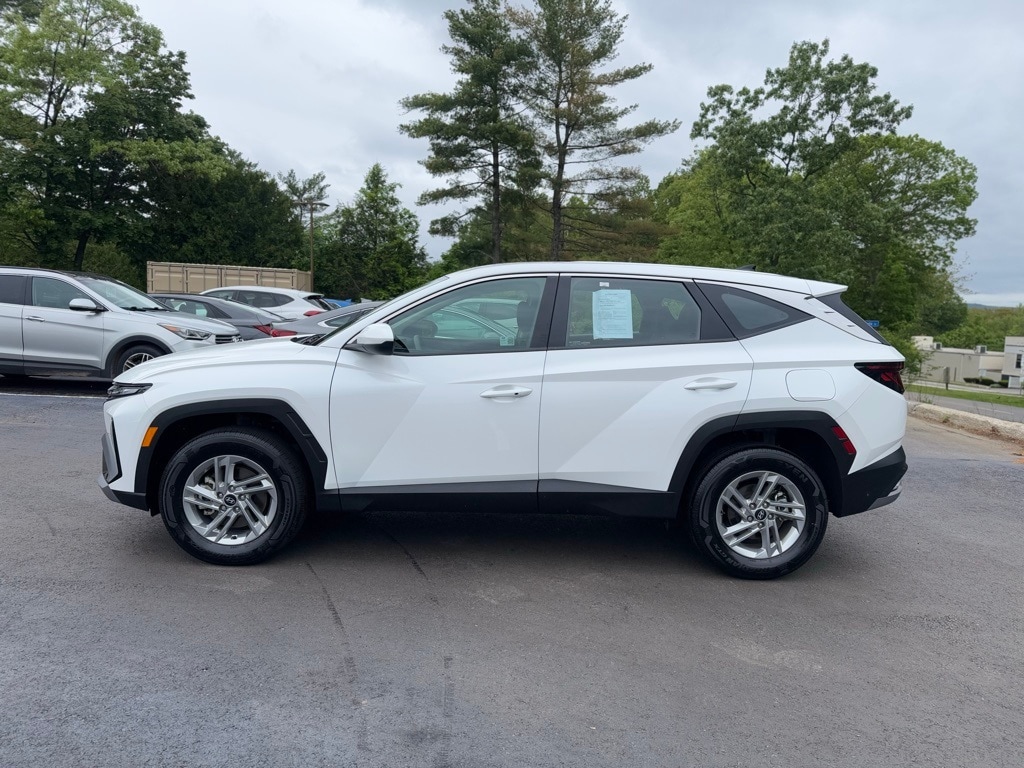 Certified 2025 Hyundai Tucson SE with VIN 3KMJACDE3SE011221 for sale in Leominster, MA