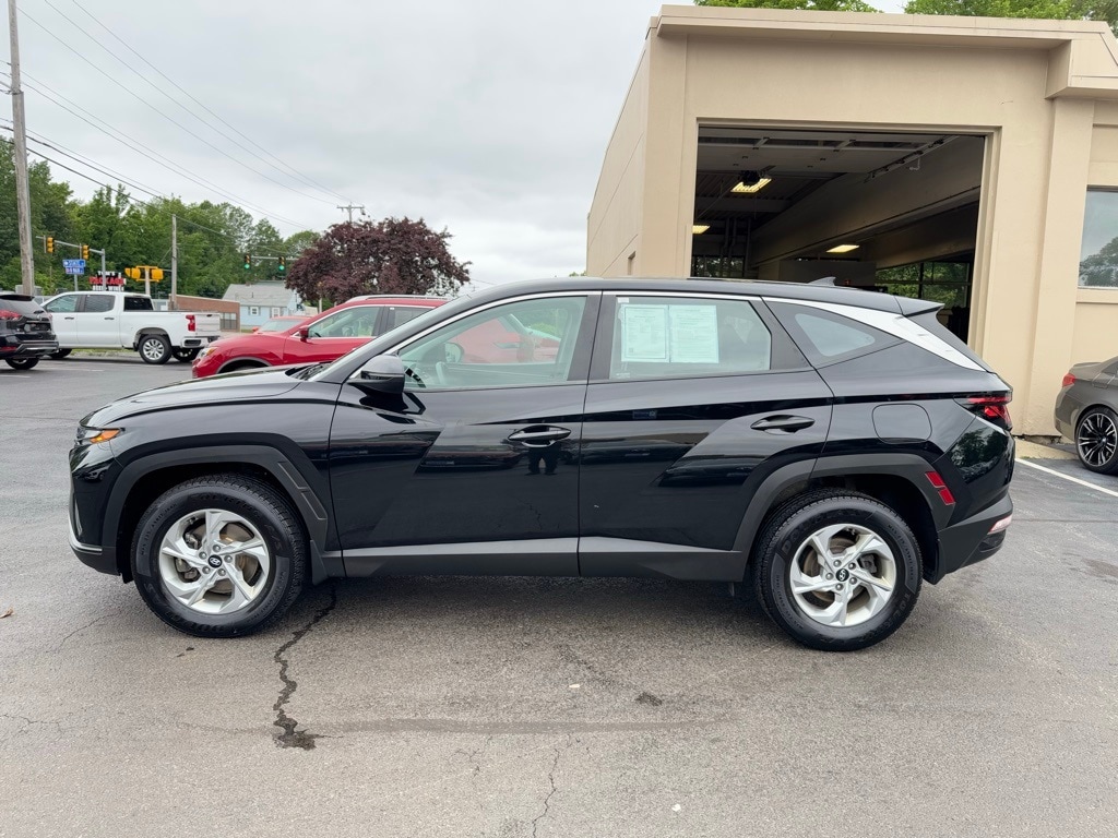 Used 2022 Hyundai Tucson SE with VIN 5NMJACAE8NH112808 for sale in Leominster, MA