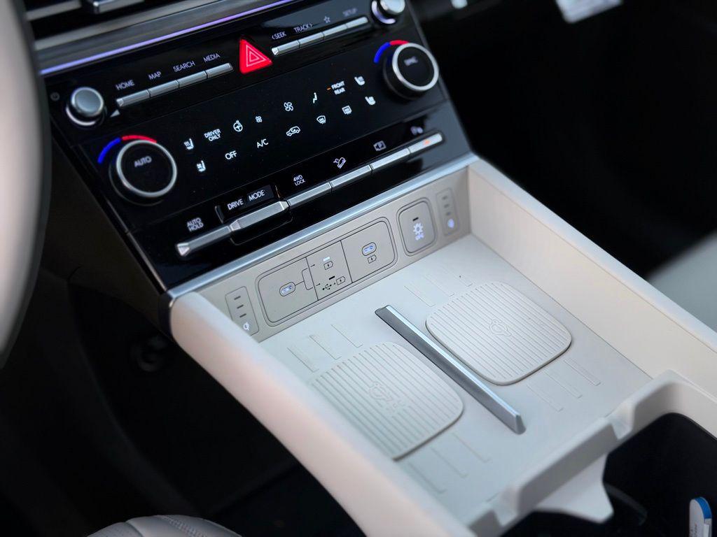 2025 Hyundai Santa Fe Calligraphy - Photo 16
