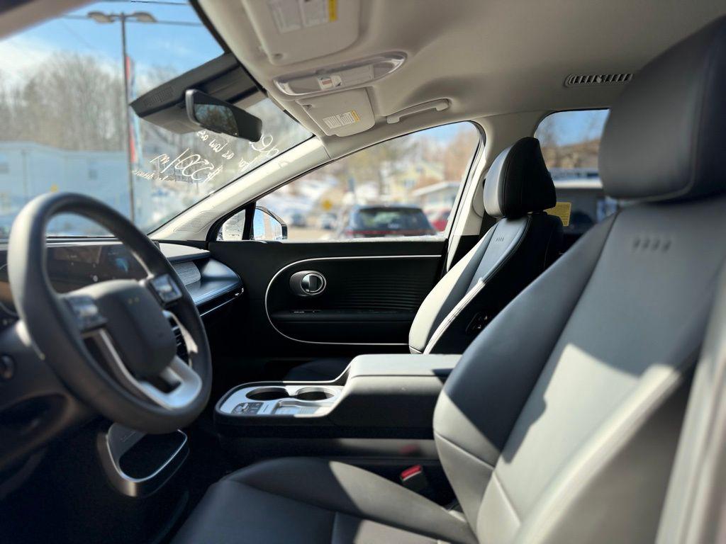2026 Hyundai IONIQ 9 SEL - Photo 11