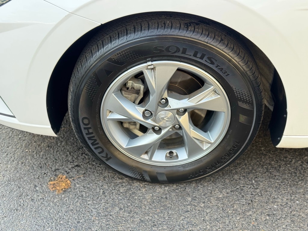 Certified 2023 Hyundai Elantra SE Sedan