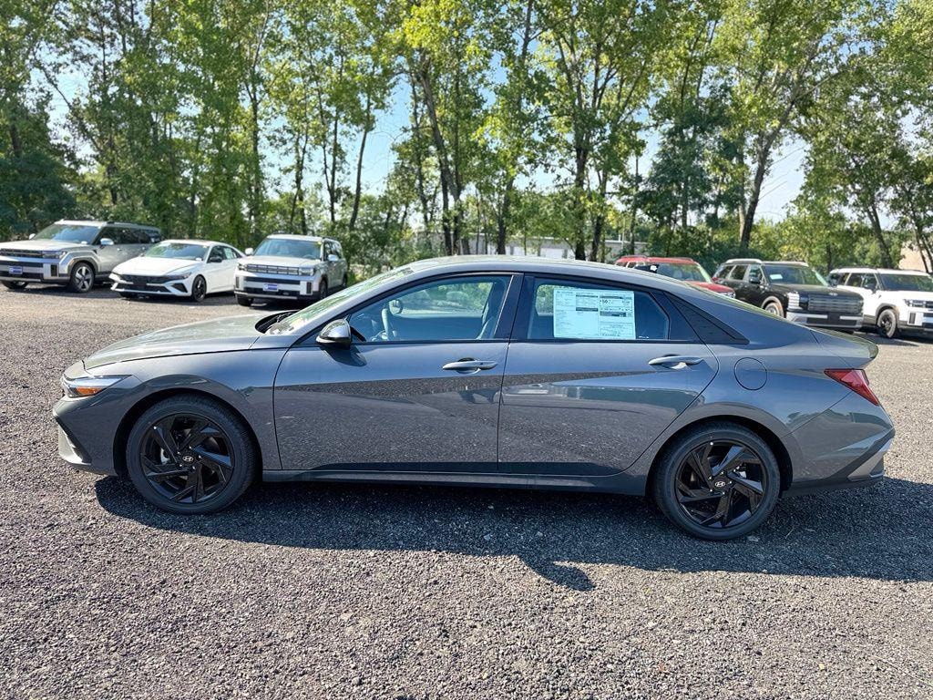 New 2026 Hyundai Elantra Hybrid SEL Sport Sedan
