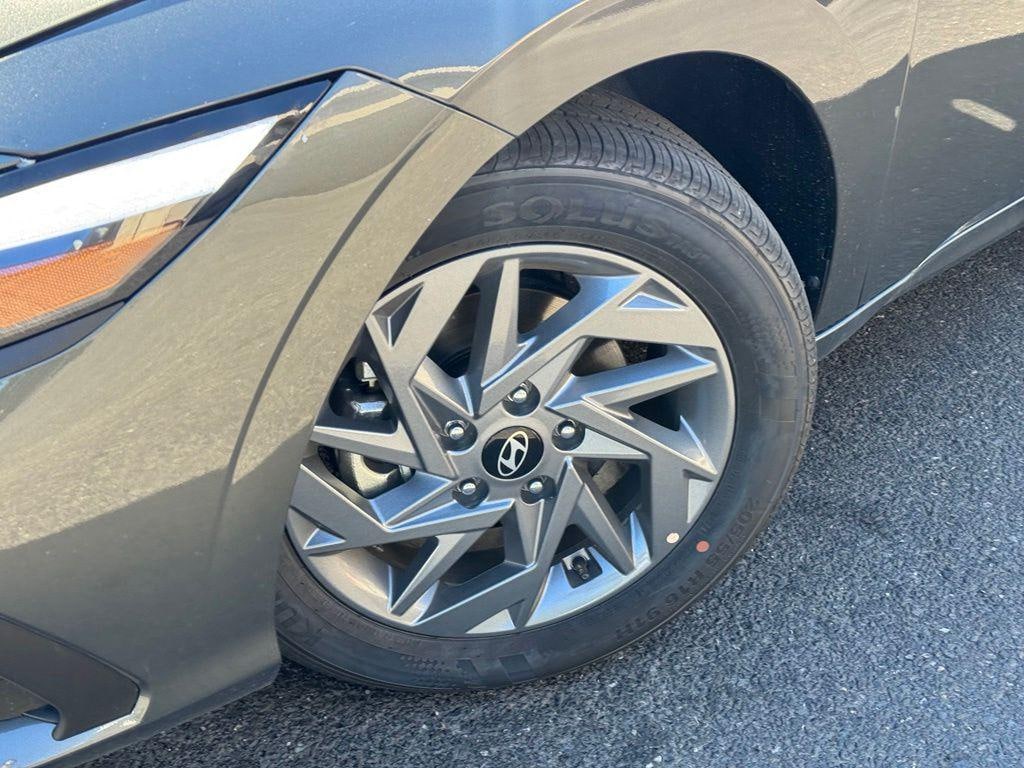 New 2026 Hyundai Elantra Hybrid Blue Sedan