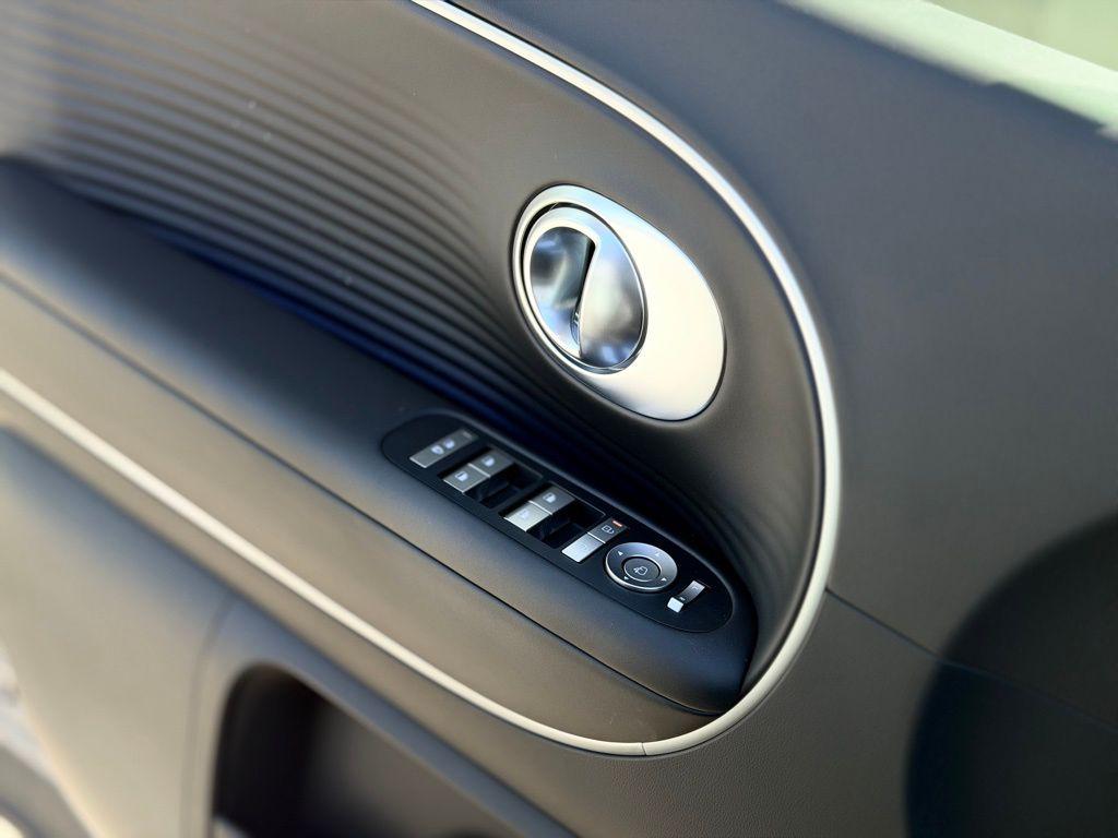 2026 Hyundai IONIQ 9 SEL - Photo 17