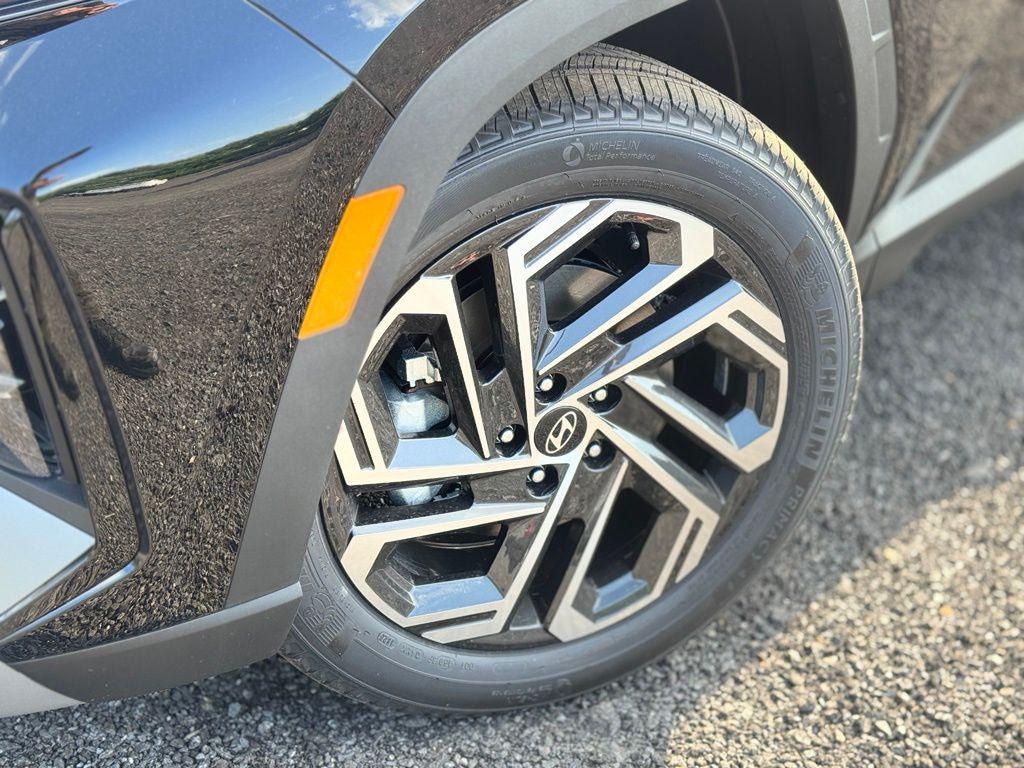New 2026 Hyundai Tucson SEL Plus AWD SUV