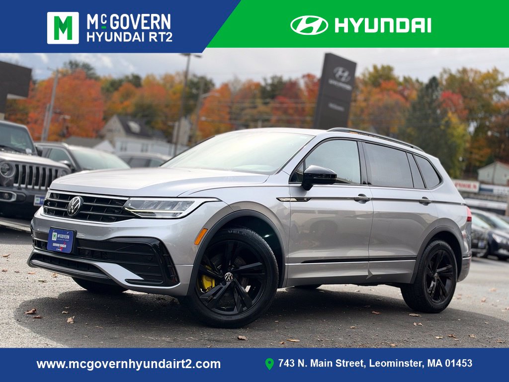2023 Volkswagen Tiguan SE R-LINE BLACK