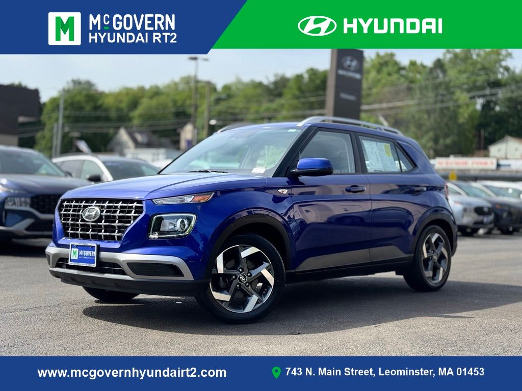 2023 Hyundai Venue SEL IVT's photo
