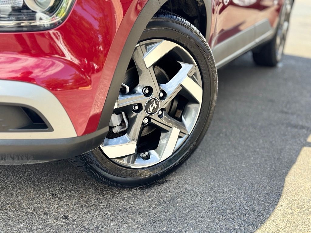 Certified 2023 Hyundai Venue SEL SUV