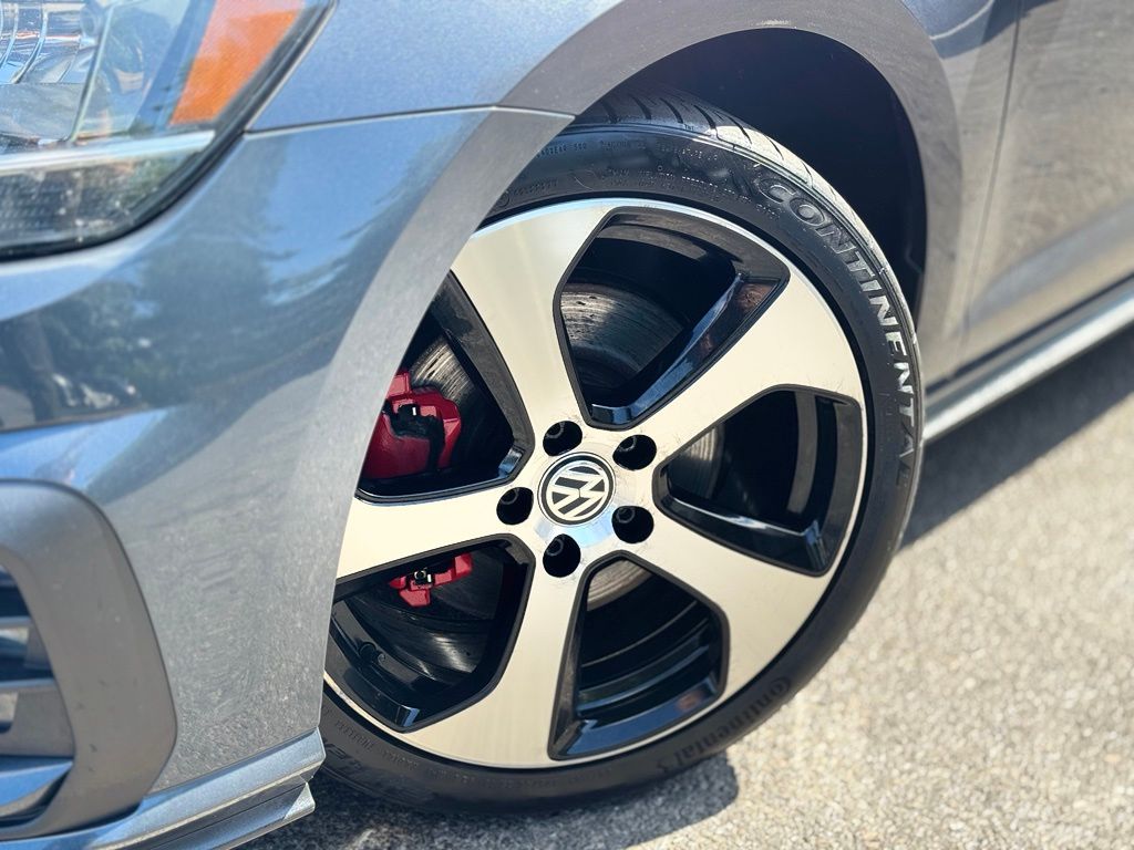 3VW447AU1JM260595