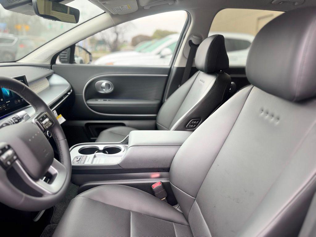 2026 Hyundai IONIQ 9 SEL - Photo 14