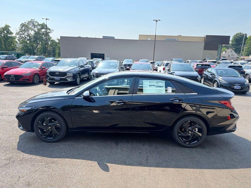 New 2026 Hyundai Elantra SEL Sport Premium Sedan