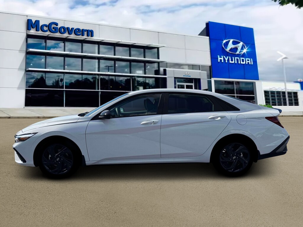 New 2026 Hyundai Elantra SEL Sport Sedan