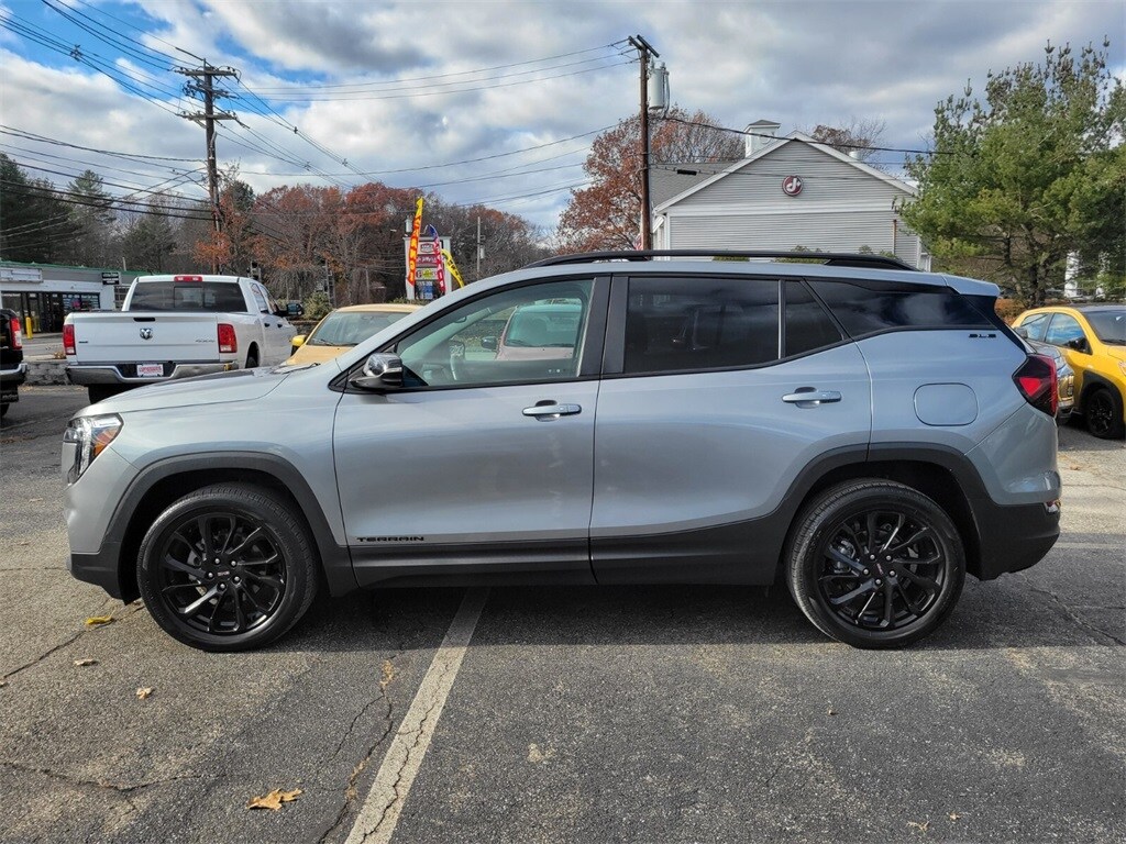 Used 2023 GMC Terrain SLE SUV