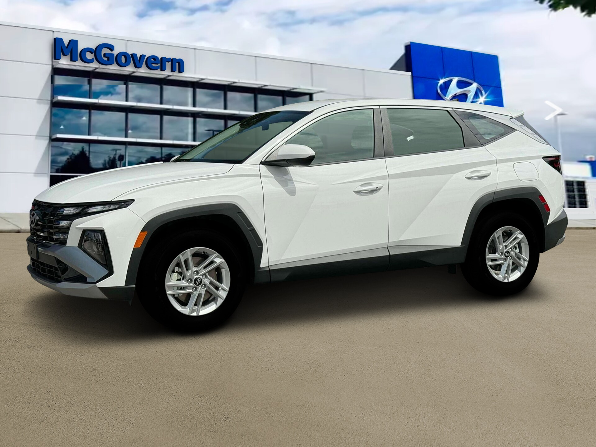 2025 Hyundai Tucson SE photo 2