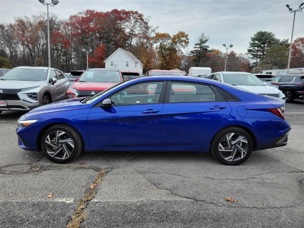 Certified 2025 Hyundai Elantra SEL Sport Sedan
