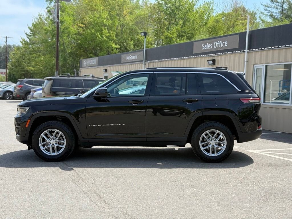 Used 2023 Jeep Grand Cherokee Laredo X SUV
