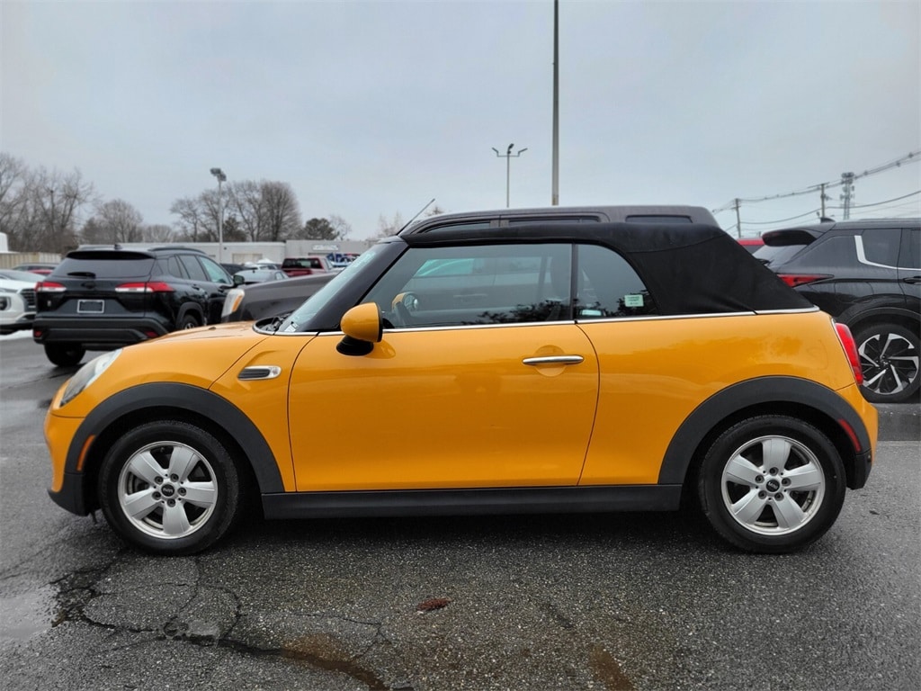 Used 2017 MINI Cooper Base with VIN WMWWG5C35H3C20463 for sale in Wilmington, MA