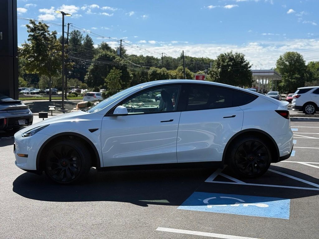 Certified 2024 Tesla Model Y Long Range SUV