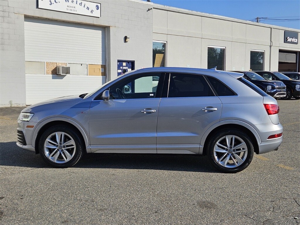 2018 Audi Q3 Premium Plus photo 2