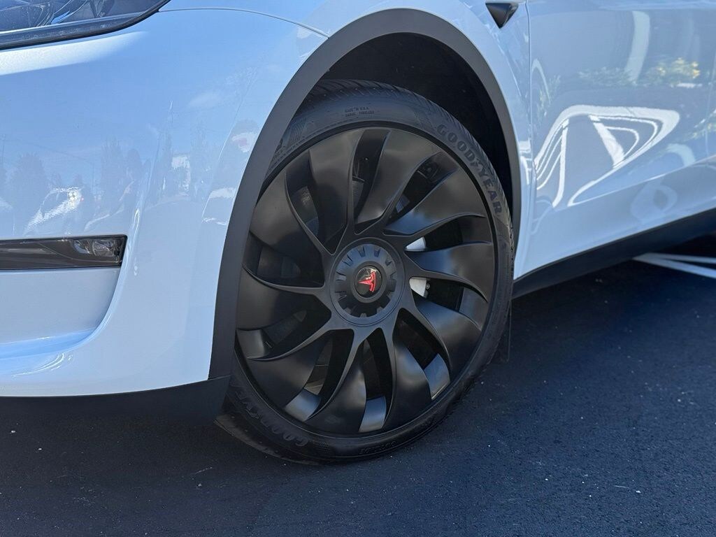 Certified 2024 Tesla Model Y Long Range SUV