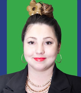 Staff member Sarah Lord from 6b48e0261067