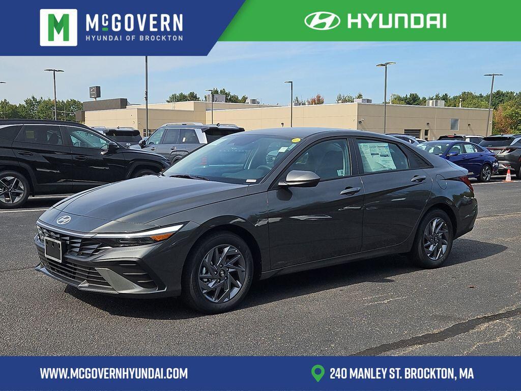 New 2025 Hyundai Elantra Hybrid Blue Sedan