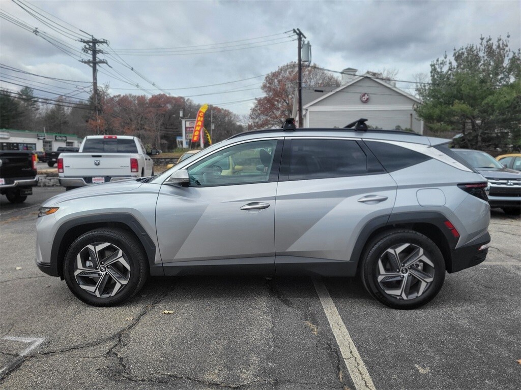 2024 Hyundai Tucson Hybrid Limited photo 2