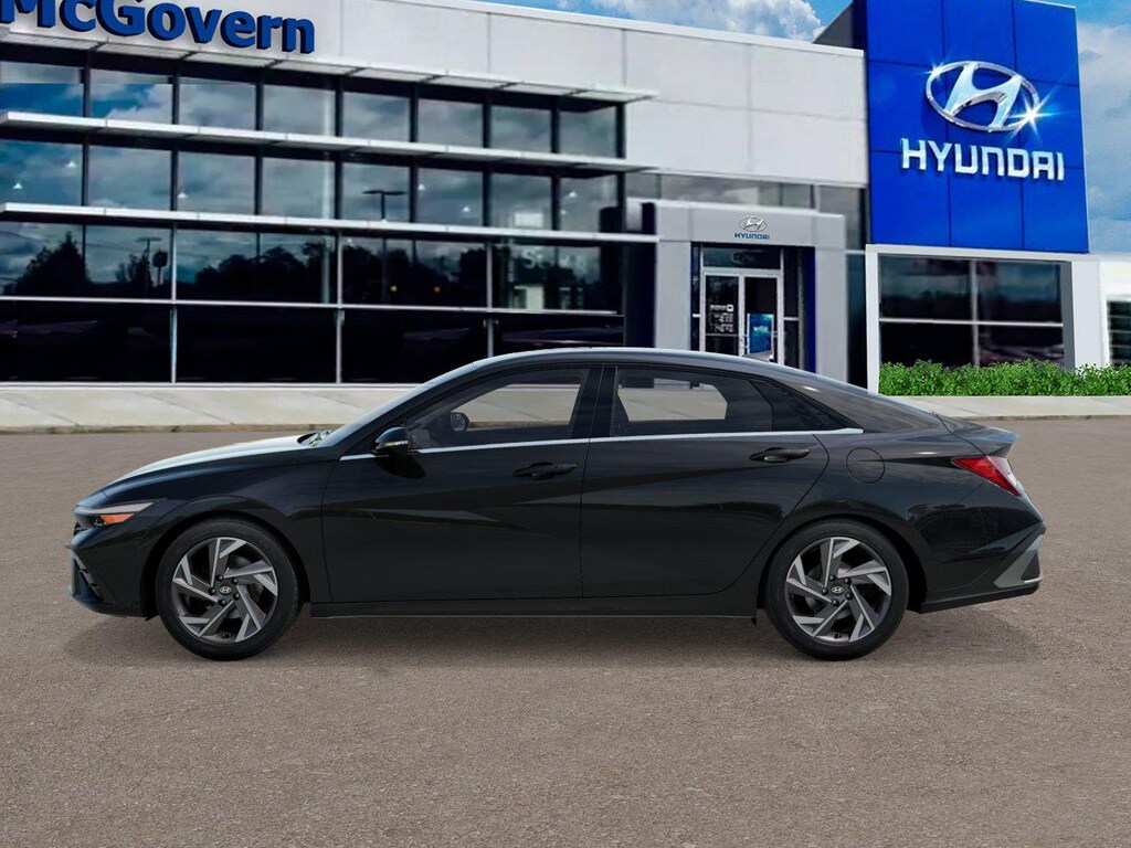 New 2026 Hyundai Elantra Limited Sedan