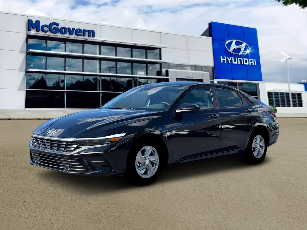 New 2026 Hyundai Elantra SE Sedan