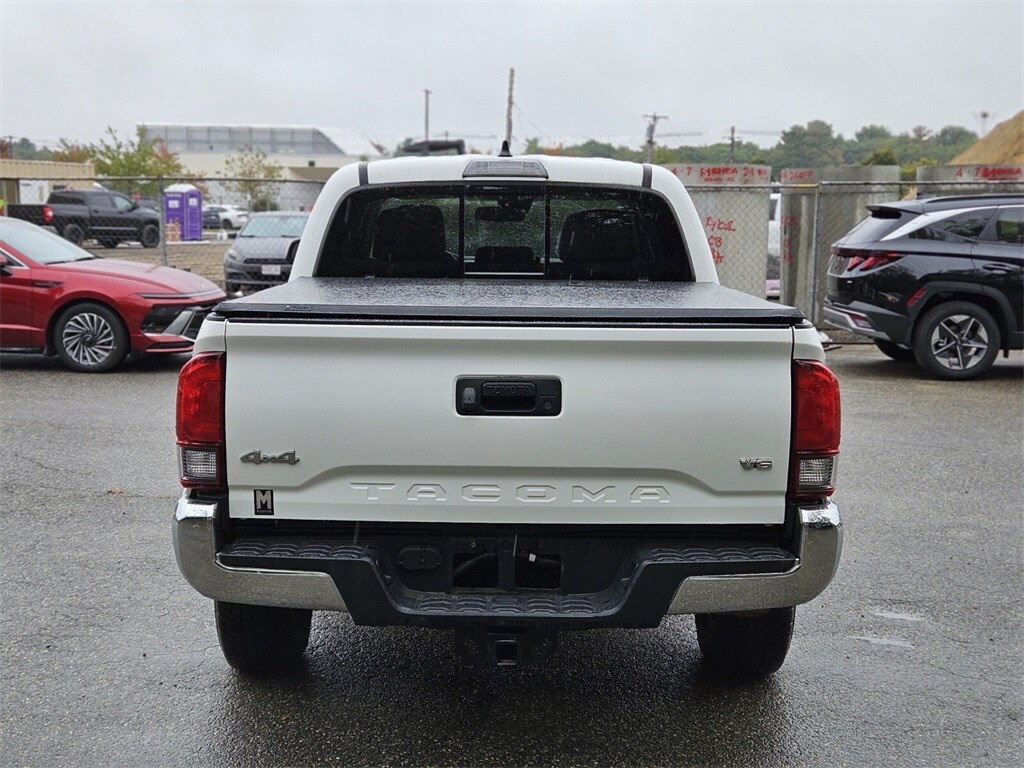 2021 Toyota Tacoma TRD Off-Road photo 4