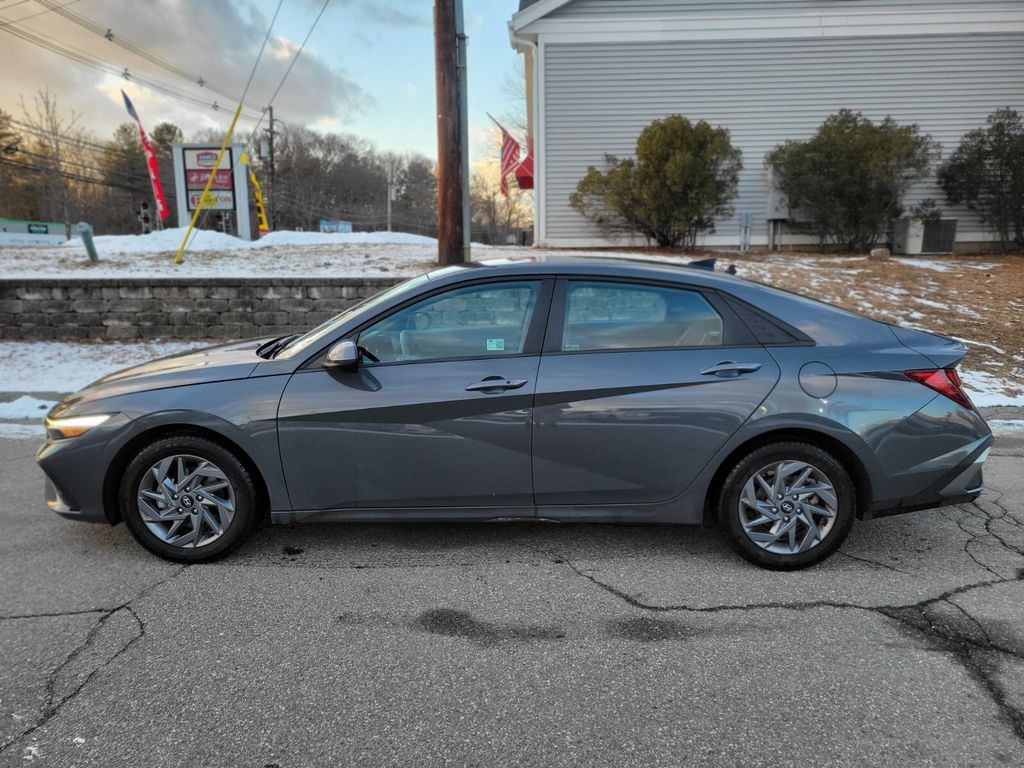 Certified 2024 Hyundai Elantra SEL with VIN KMHLM4DG6RU709212 for sale in Wilmington, MA
