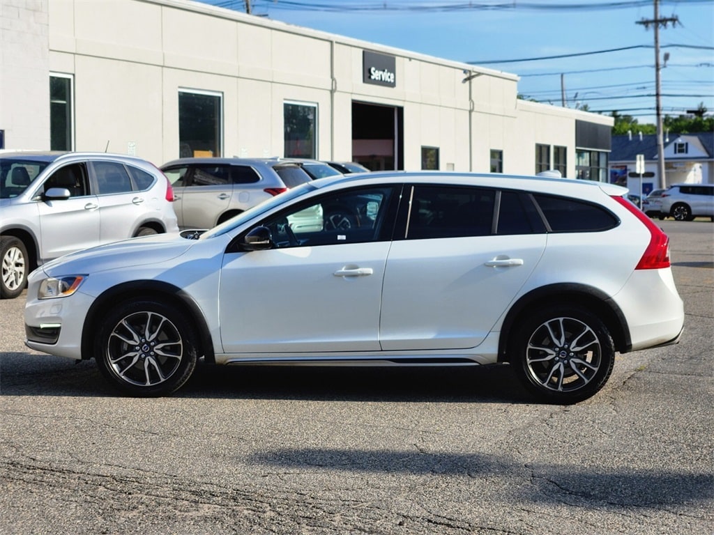 Used 2015 Volvo V60 Platinum with VIN YV4612HM6F1000546 for sale in Wilmington, MA