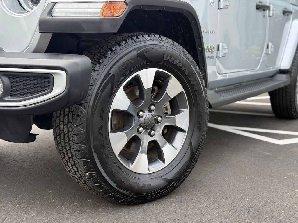 Used 2022 Jeep Wrangler Unlimited Sahara SUV