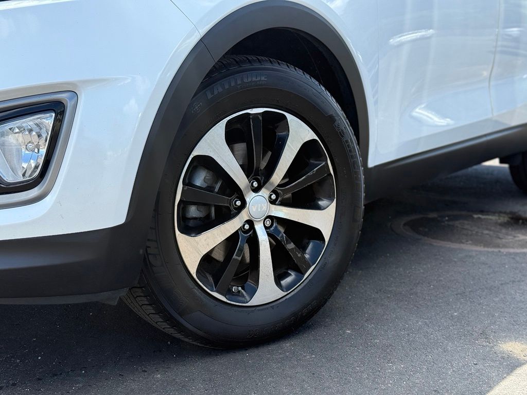 Used 2017 Kia Sorento EX with VIN 5XYPH4A10HG190474 for sale in Wilmington, MA